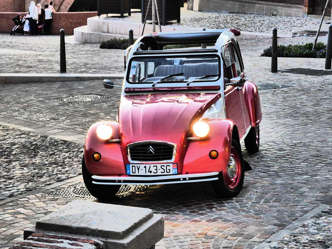 Le Tacot Cathare Visite Tarn 2CV Visite Guidee Privee Albi Gaillac Cordes Ambialet 2